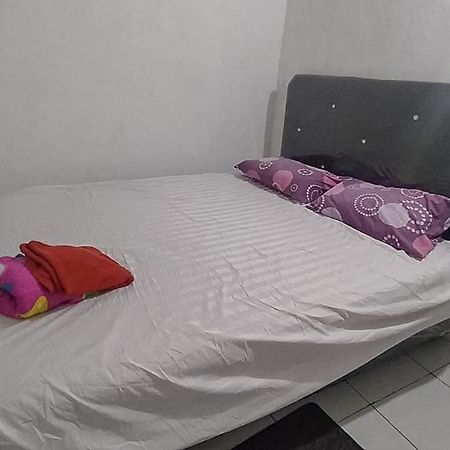 Hotel Mutiara Batulicin Redpartner Kampung Baru Kültér fotó