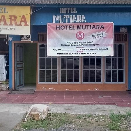 Hotel Mutiara Batulicin Redpartner Kampung Baru Kültér fotó